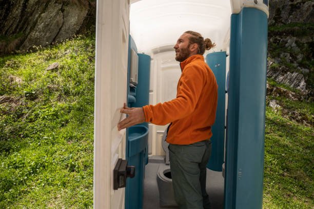 Best Porta potty delivery and setup  in Bedford Heights, OH